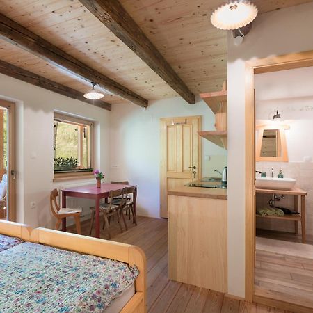 Homestead Farm Tesnak Gorenja Vas  Room photo