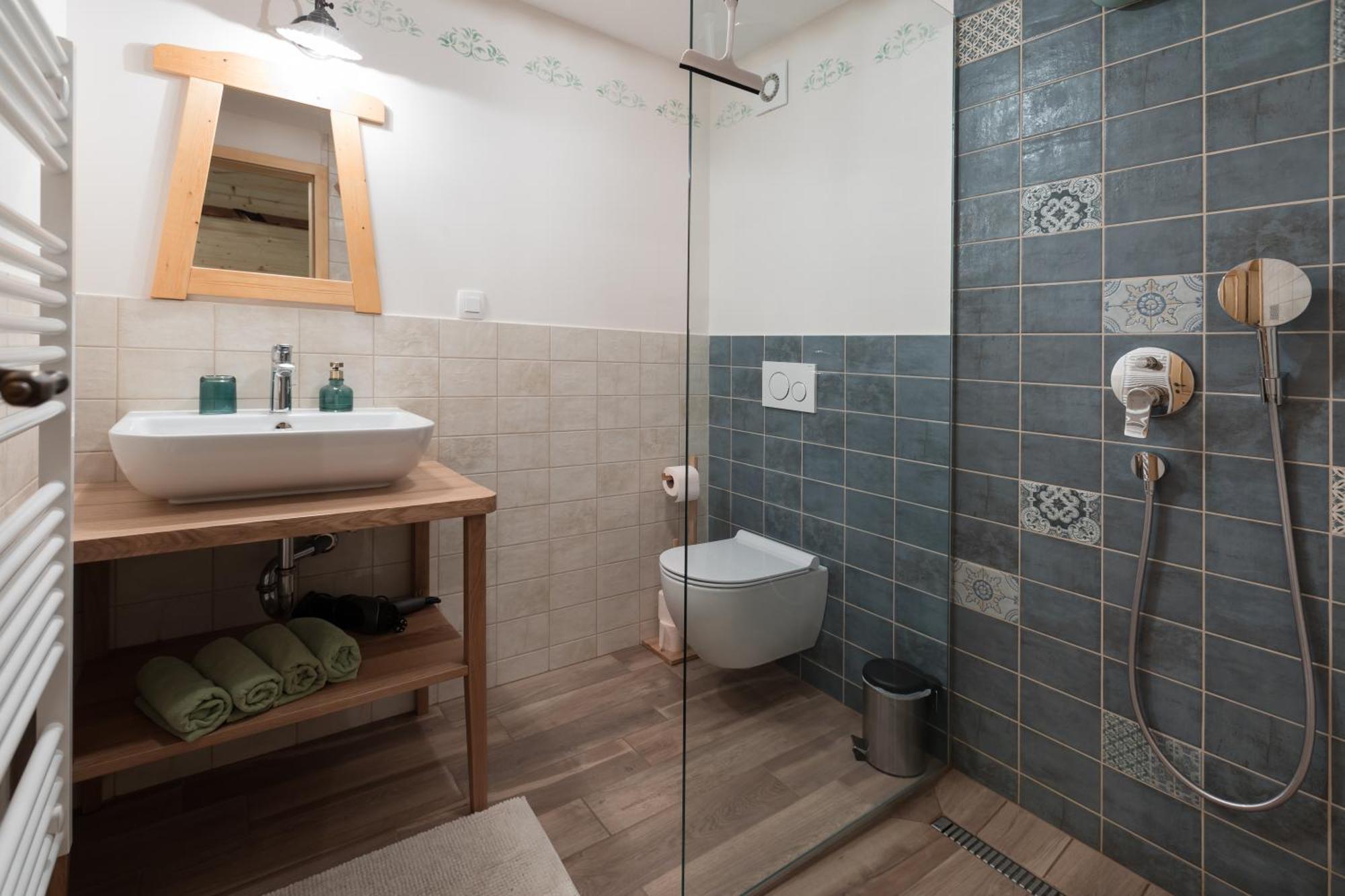 Homestead Farm Tesnak Gorenja Vas  Room photo